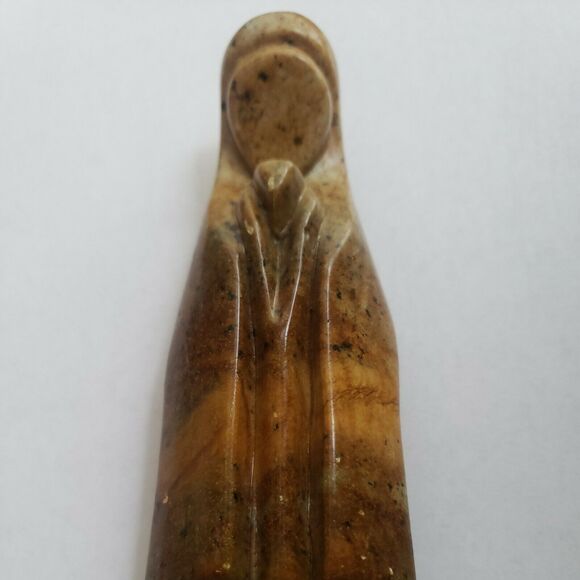 Carved Stone Figurine Praying Virgin Mary Faceless Statue Brown Flecked 6" - Picture 4 of 12